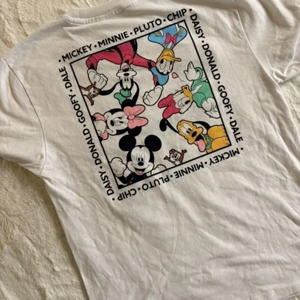 Disney Mickey & Friends Graphic Tee Size Medium (10/12) White NWT